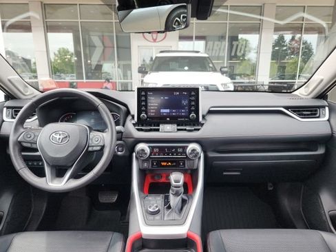 Certified 2020 Toyota RAV4 TRD Off-Road AWD/4WD image 19