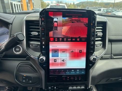 New 2026 RAM 2500 Laramie AWD/4WD image 22