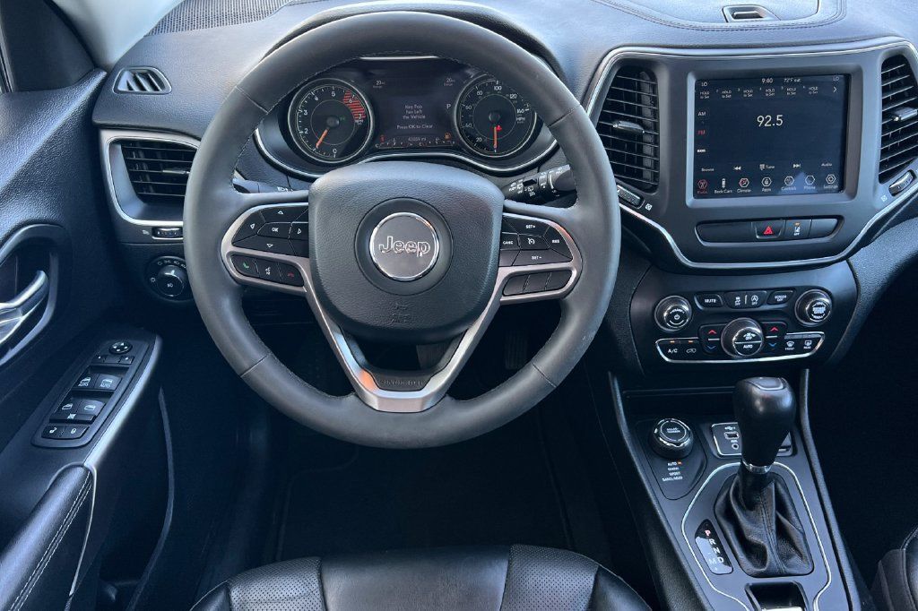 Used 2022 Jeep Cherokee Latitude Lux AWD/4WD image 17