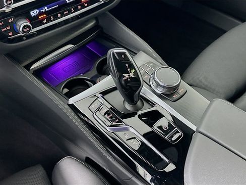 Certified 2023 BMW 530e w/ M Sport Package image 17