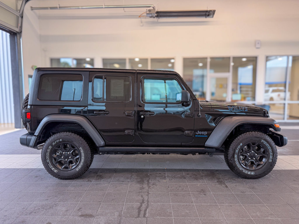 Used 2023 Jeep Wrangler Unlimited w/ Dual Top Group AWD/4WD image 7