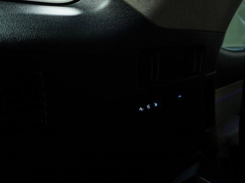 Used 2024 Hyundai Palisade Limited image 8