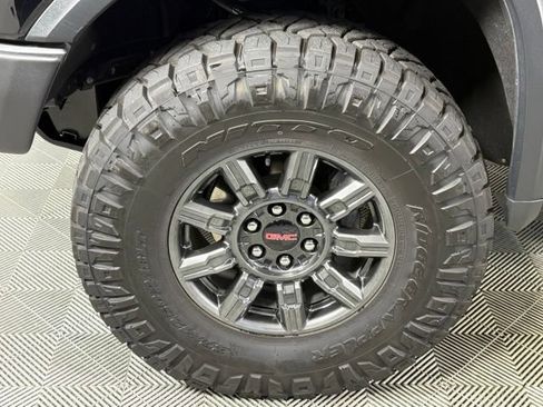 Used 2024 GMC Sierra 1500 AT4X AWD/4WD image 14