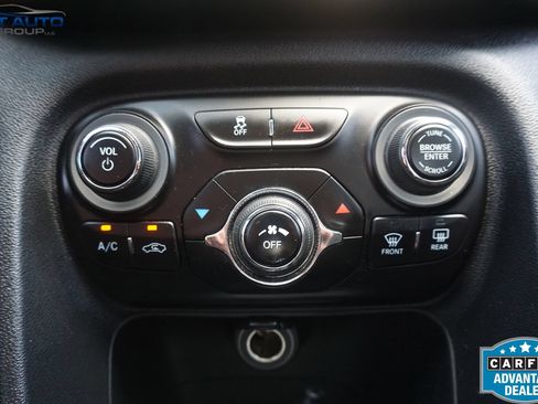 Used 2013 Dodge Dart Limited FWD image 30