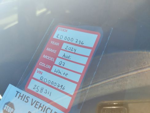 Used 2024 Audi Q7 3.0T Premium Plus image 10