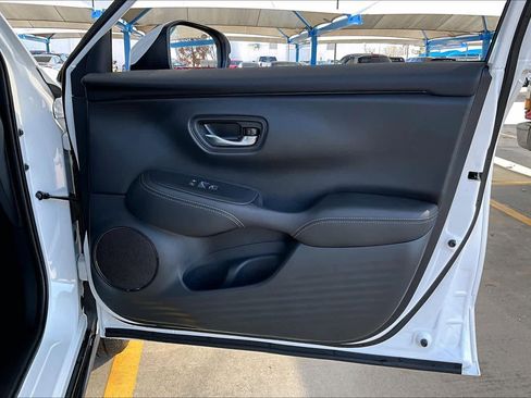 Certified 2026 Honda HR-V EX-L image 22