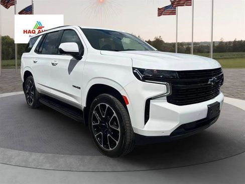 Used 2023 Chevrolet Tahoe RST image 3