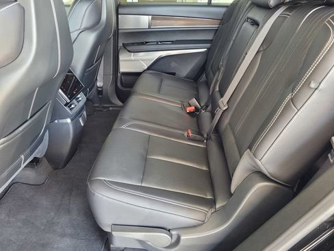 Certified 2026 Cadillac Vistiq Luxury AWD/4WD image 15