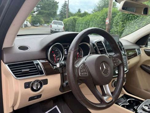 Used 2017 Mercedes-Benz GLE 350 GLE 350 4MATIC Sport Utility 4 image 11