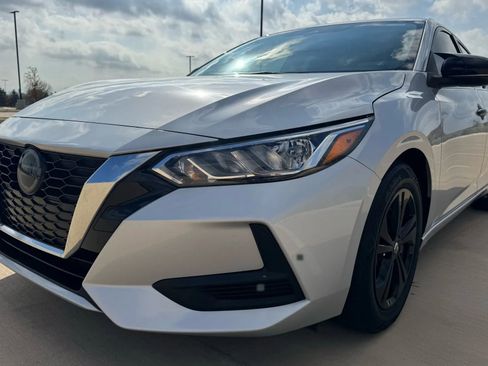 Used 2023 Nissan Sentra SV image 7