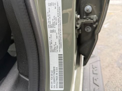 New 2026 RAM 1500 4x4 Crew Cab image 24