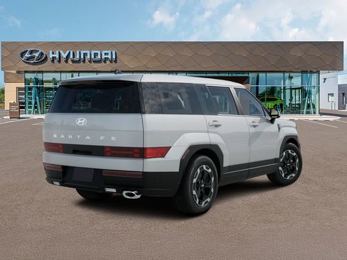 New 2026 Hyundai Santa Fe SE FWD image 4