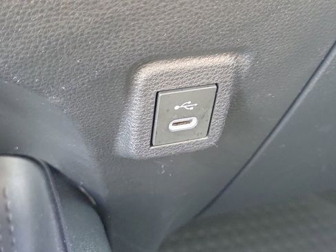 Used 2024 Toyota Corolla LE image 27