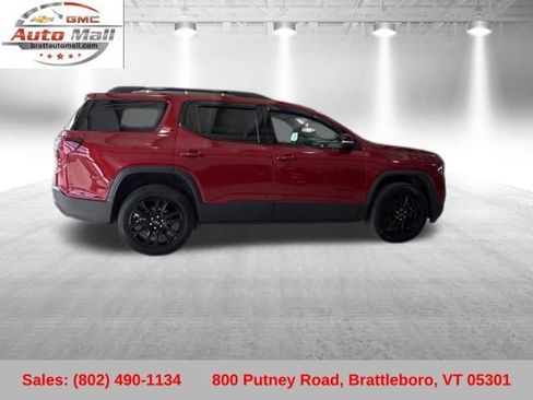 Used 2023 GMC Acadia SLE w/ Driver Convenience Package image 8