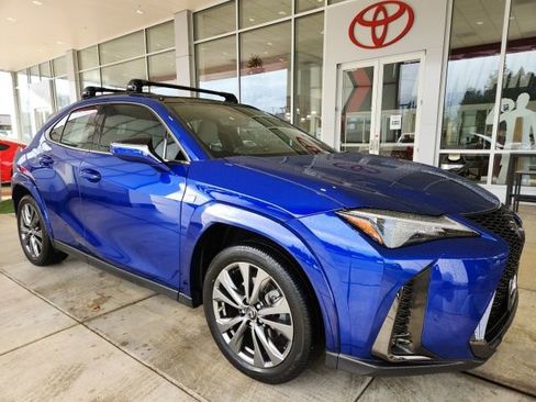 Used 2024 Lexus UX 250h F Sport image 4
