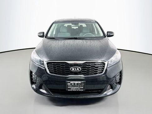 Used 2020 Kia Sorento L FWD image 2