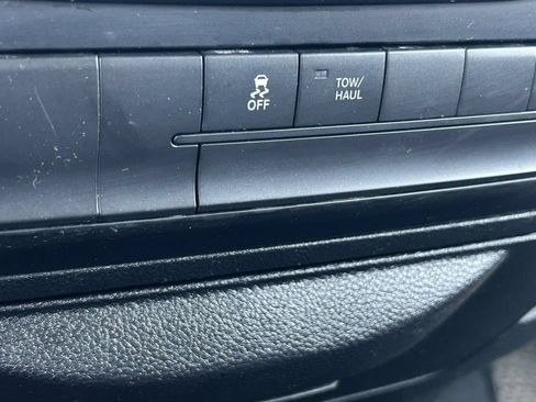 Used 2015 RAM 1500 Big Horn RWD image 26