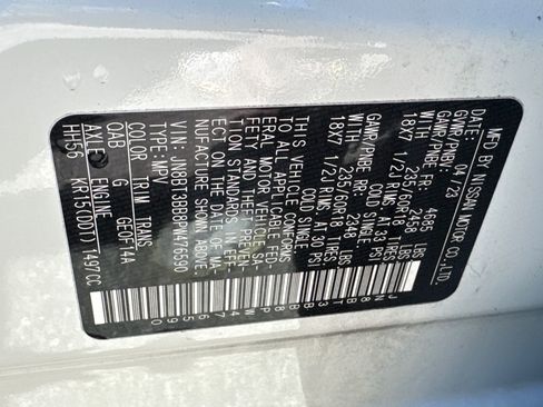 Used 2023 Nissan Rogue SV image 32