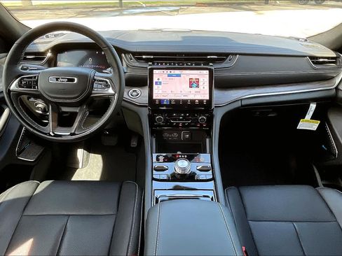 New 2023 Jeep Grand Cherokee Overland w/ Advanced Protech Group III image 5