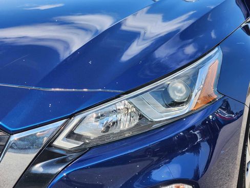 Used 2019 Nissan Altima 2.5 S FWD image 7