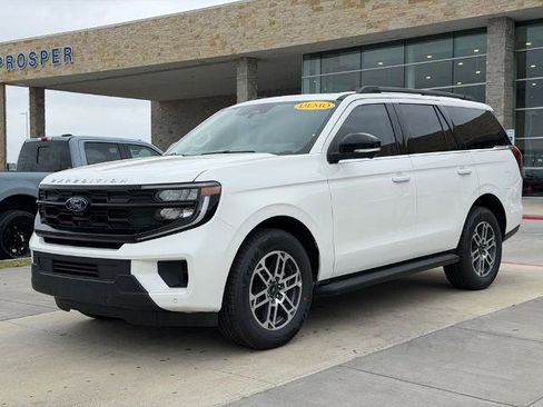 New 2025 Ford Expedition Active image 10