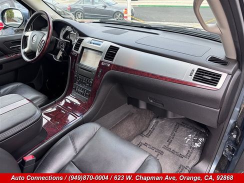 Used 2010 Cadillac Escalade 2WD image 12