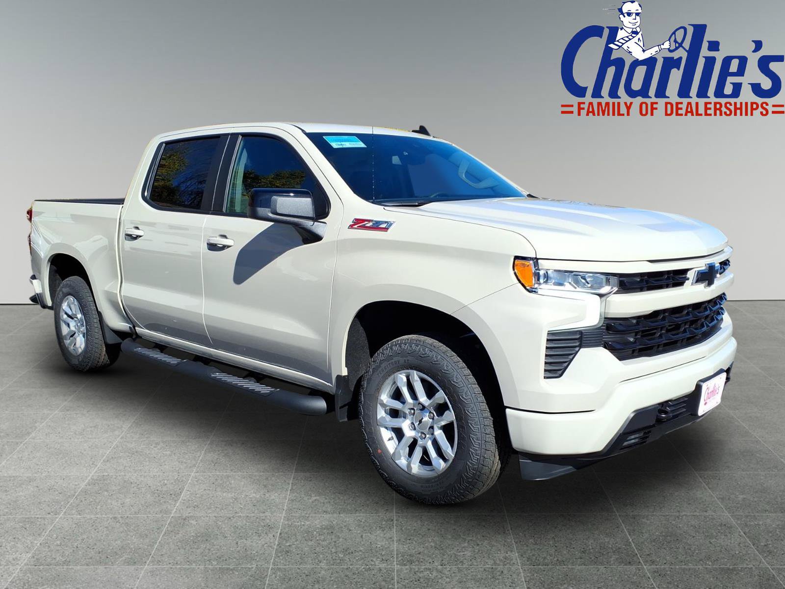 New 2026 Chevrolet Silverado 1500 RST w/ Z71 Off-Road Package AWD/4WD image 3