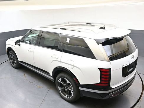 Used 2026 Hyundai Palisade Limited AWD/4WD image 48