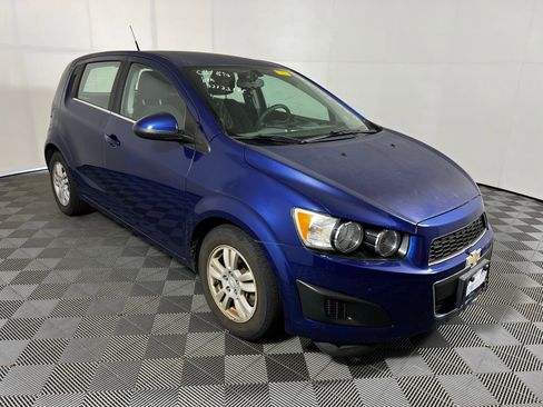 Used 2014 Chevrolet Sonic LT image 3