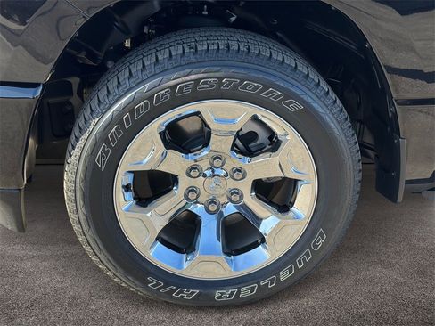 Used 2023 RAM 1500 Big Horn image 8