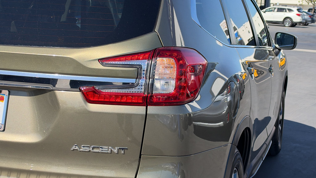 Certified 2023 Subaru Ascent Premium w/ Convenience Package AWD/4WD image 7