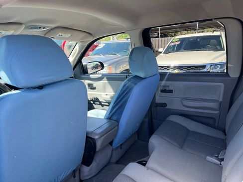 Used 2005 Dodge Dakota ST RWD image 9