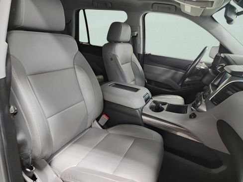 Used 2018 Chevrolet Tahoe LT w/ Luxury Package image 16
