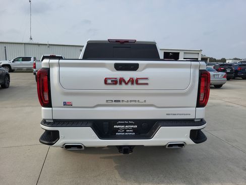 Used 2024 GMC Sierra 1500 Denali w/ Denali Reserve Package image 6