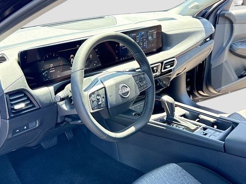 New 2026 Nissan Sentra SV FWD image 4