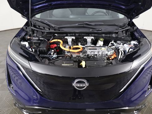 Used 2023 Nissan Ariya FWD image 18