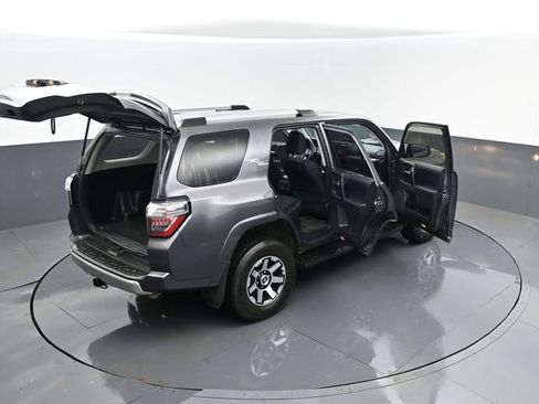 Used 2018 Toyota 4Runner TRD Off-Road image 25