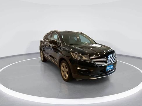 Used 2017 Lincoln MKC Premiere AWD/4WD image 2