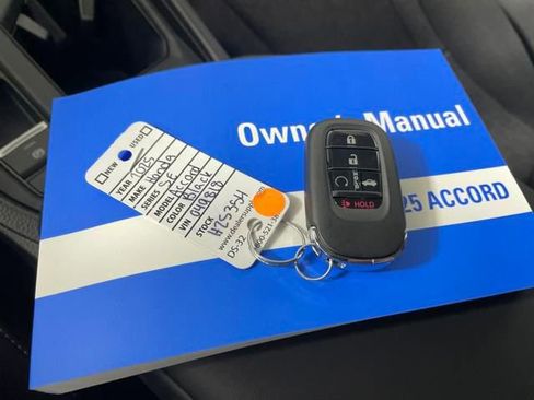 New 2025 Honda Accord SE image 16