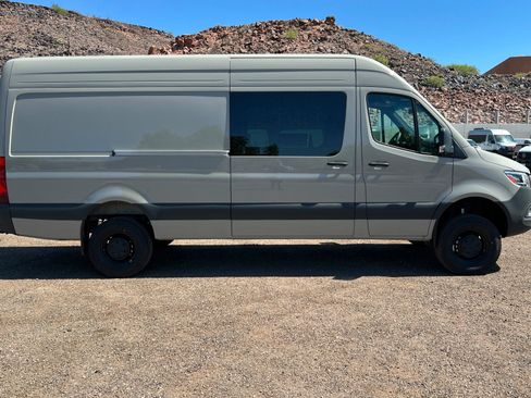 New 2026 Mercedes-Benz Sprinter 2500 image 6