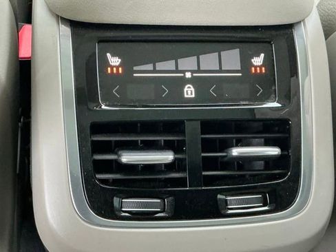 Used 2023 Volvo XC90 B6 Plus AWD/4WD image 19