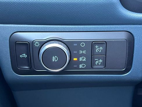 Used 2026 Ford Maverick Lobo AWD/4WD image 18