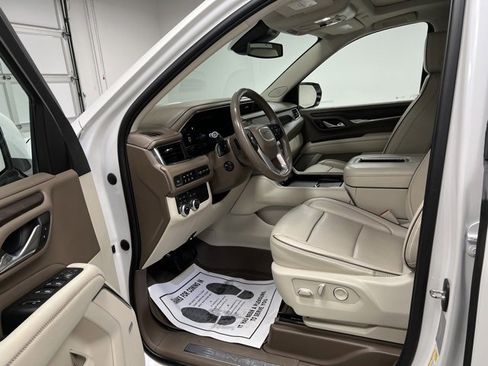 Used 2023 GMC Yukon XL Denali image 20