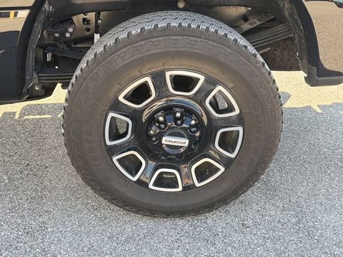 Used 2025 Ford F350 Platinum AWD/4WD image 45