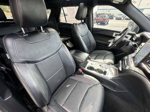 Used 2020 Ford Explorer ST w/ Premium Technology Package AWD/4WD image 27