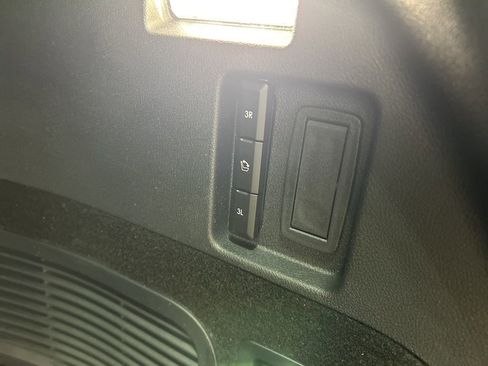 New 2026 Lincoln Aviator AWD w/ Jet Appearance Package image 30