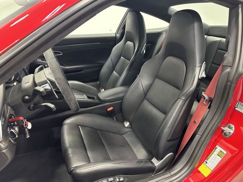 Used 2019 Porsche 911 Turbo S AWD/4WD image 5