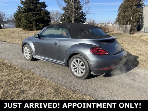 Used 2017 Volkswagen Beetle 1.8T Classic image 3