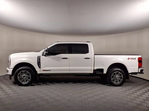 Used 2024 Ford F250 Limited w/ FX4 Off-Road Package AWD/4WD image 4