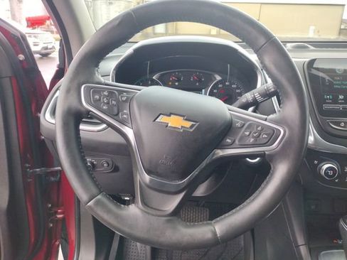 Used 2018 Chevrolet Equinox Premier image 18
